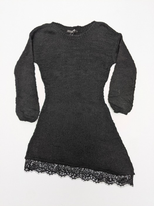 Rochie neagra cu dantela pentru fete Rochie neagra cu dantela pentru fete